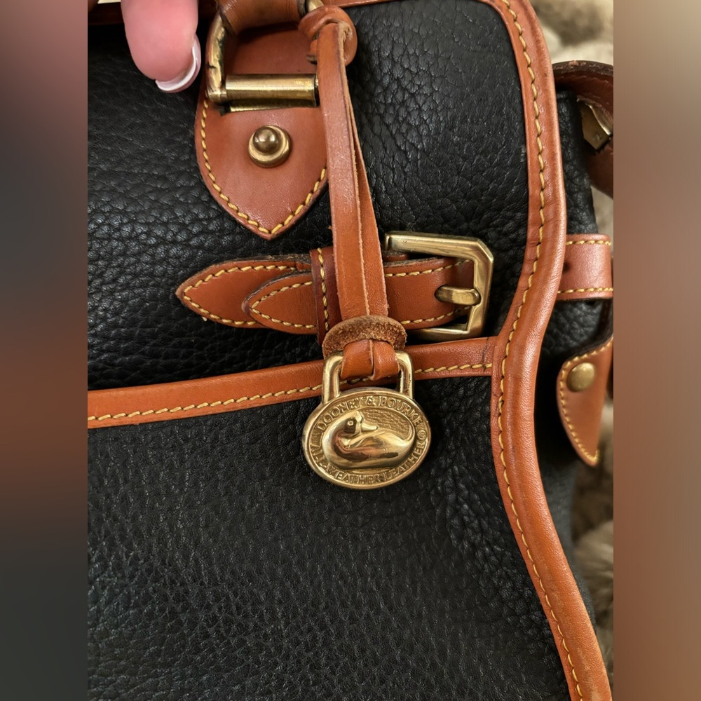 Vintage Dooney & Bourke ‘Riri’ R212 - Picture 2 of 13